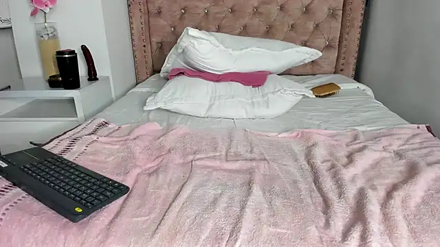 laura_hotties