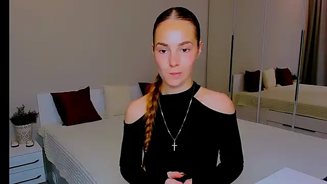 Maddy_Wood_