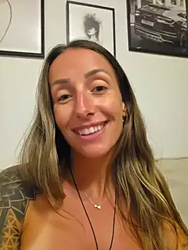 NicoleKaiser