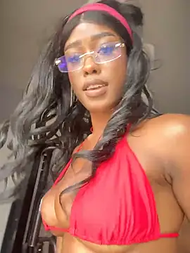 CocoaLuxeXXX webcam