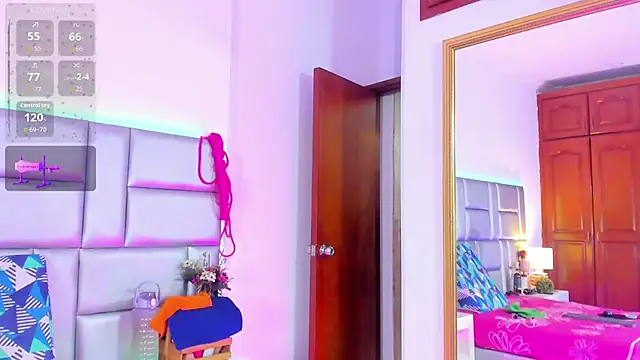 NinaNicole