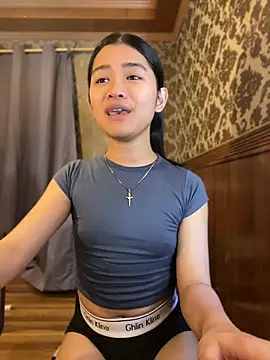 hugecock_molly