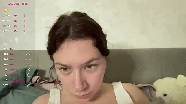 MaliaNyx live cam preview