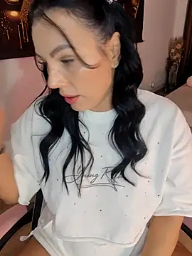 ReiyaRey ✳ adult chat
