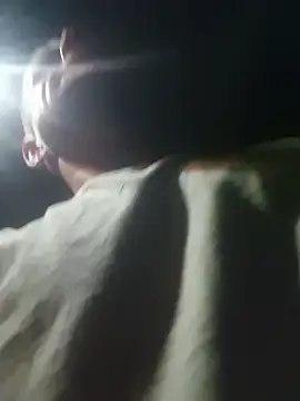 Mikemilflover webcam