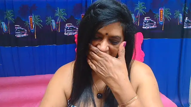 INDIANFUSION live cam on StripChat