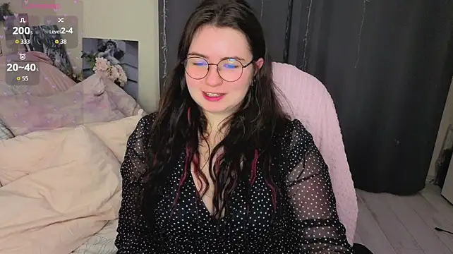 Kitty-Katty live cam on StripChat