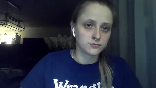LeaWetGirl webcam