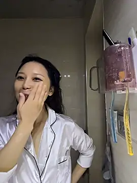xiaoyizi20261 webcam