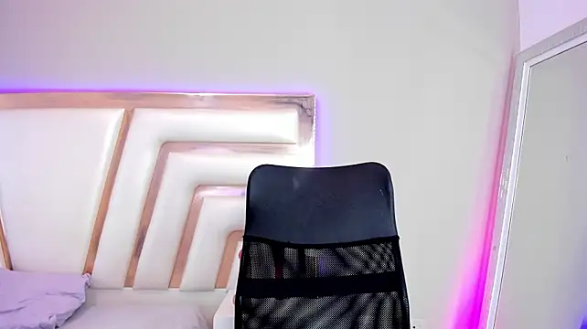 Aisharhodes00 webcam