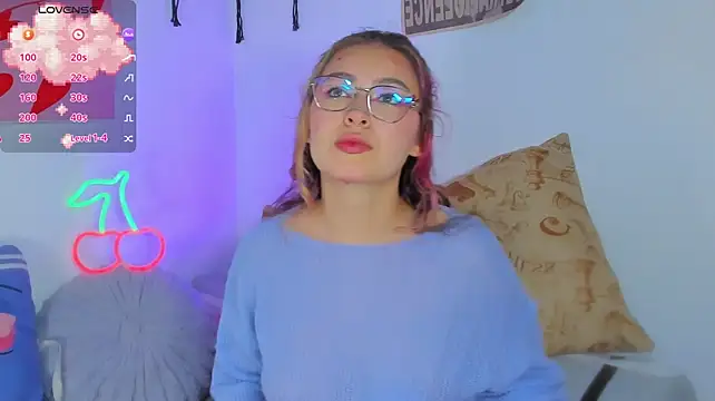 MarieTaylor_ webcam