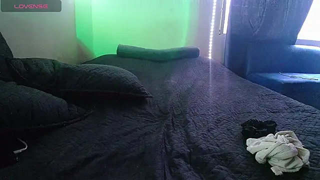 Karyblush25 webcam