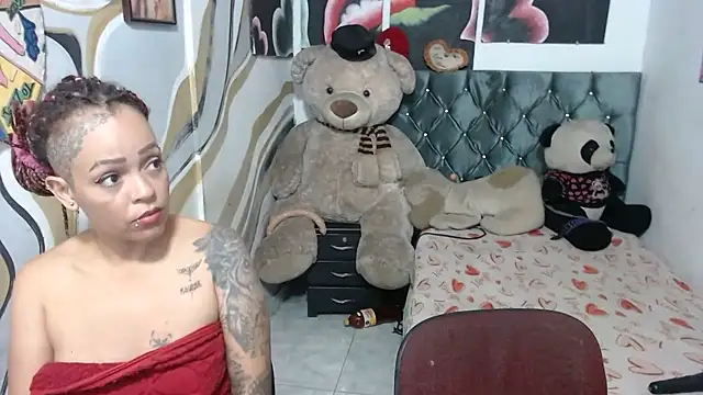 manzanahot9's live room