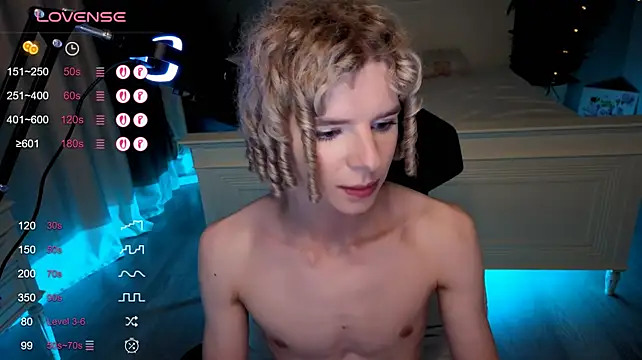 Kudi_Minnt live cam
