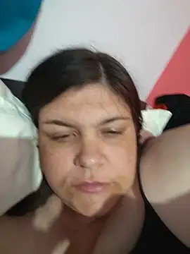 IONY_ELLA_MATT live cam on StripChat