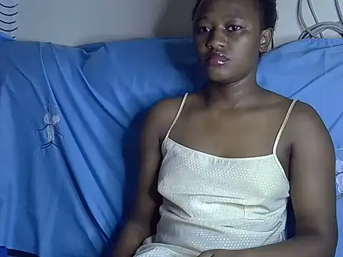 Petite_Ebony10