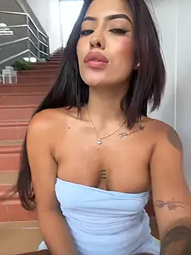 MystiqueXXX webcam