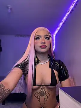 misa___amane222 live cam on StripChat
