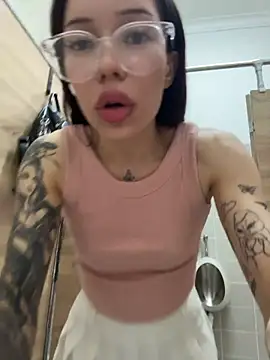 babydolll live cam on StripChat