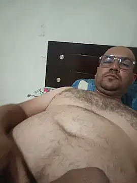 Zestudiosx live cam on StripChat