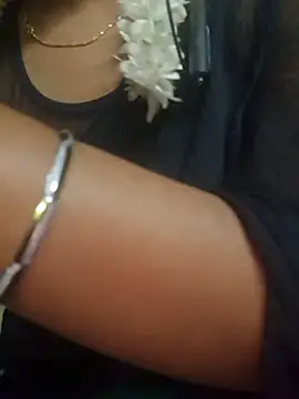 tamil-Diya90 live cam on StripChat