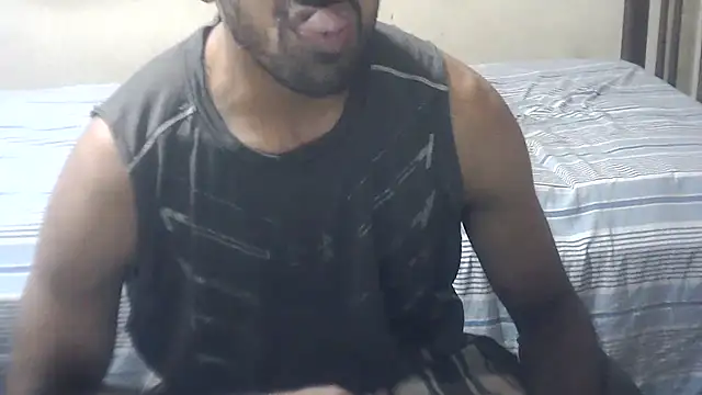rocky_usa_18 (Ask my age) - Show my face