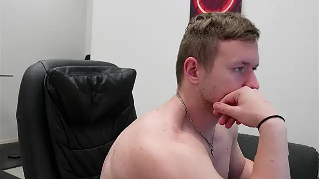 Richard_Dullas live cam