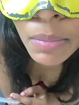 Sruthi04telugu live cam on StripChat