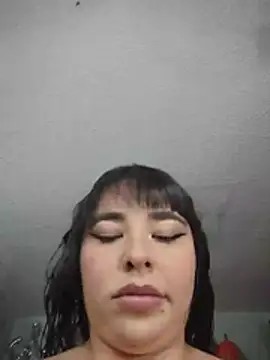 DaphneVelvet live cam on StripChat