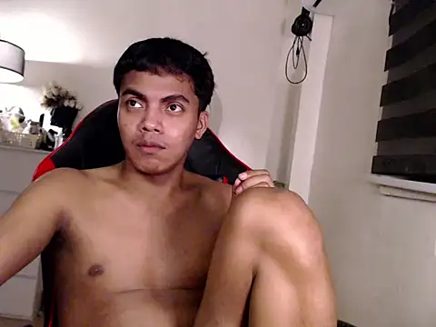 asianboyhunt (M young) - I am new here, please be kind & friendly