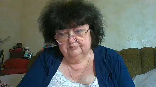 MilaSky5303 live cam on StripChat