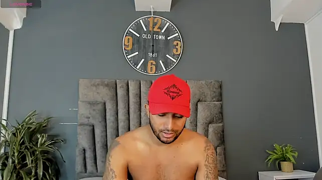 Robin_Rief live cam on StripChat