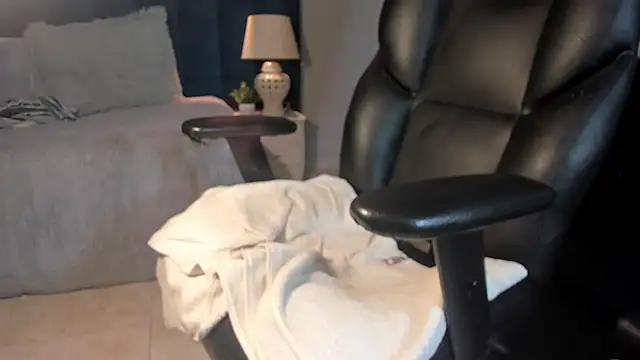 felix_haze (M twink) - naked and hard cock