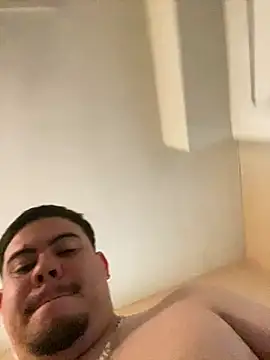 whitechocolatecandy1 (M young) - Get naked