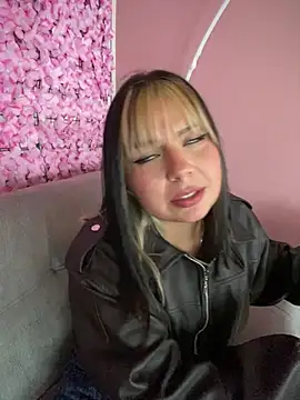 LilyCarter_Pinkk