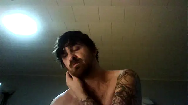 WyattL96 live sex cam