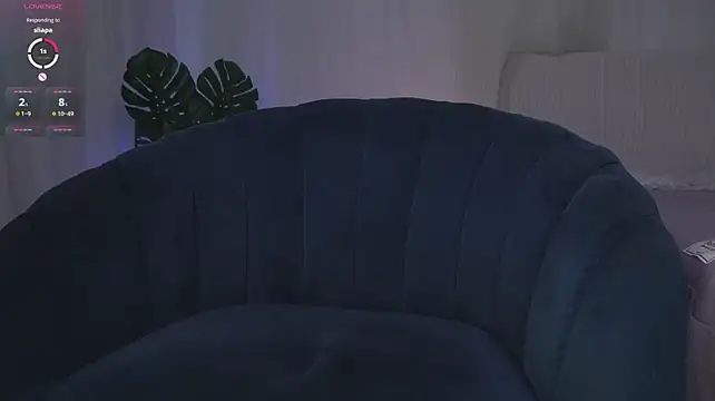 lia_sweett_ (F young) - Rub over panty