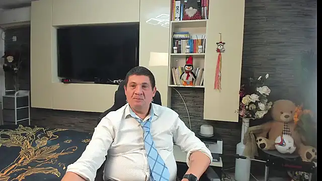 SpartacusDaddy48 webcam