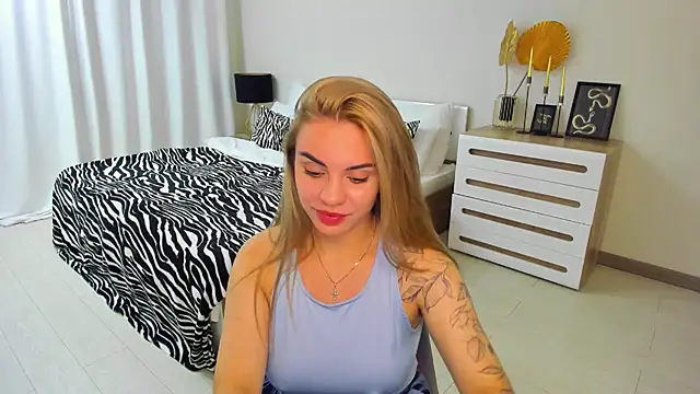 Gabi_Sky live cam preview