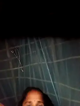 Khusbu_yadavv live cam on StripChat