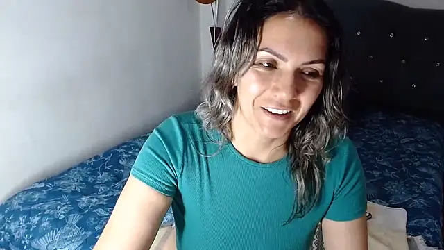 Chantal_hott