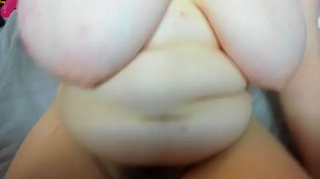 BritneyLix webcam