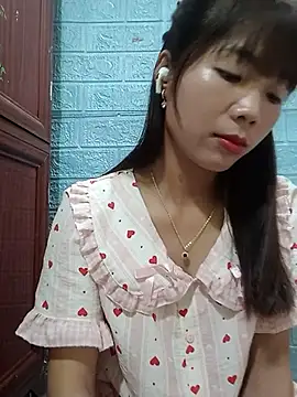 AmyLinee01 live cam preview