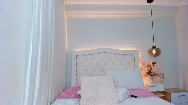 Chloe_Collingss
