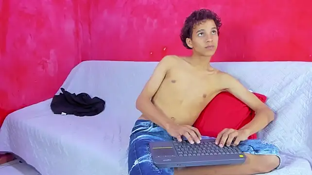 AXEL_DESIRE