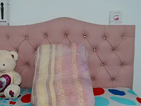 Anny_Robert_ live cam on StripChat