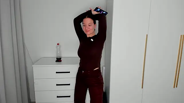 KiraNiight webcam
