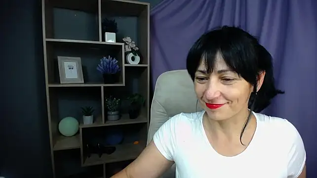 LiluGrants live cam preview