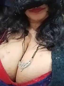 MONA_DARLING31