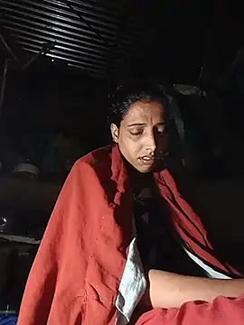 Pinki_thakur_1